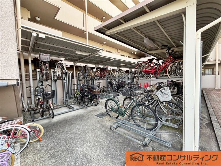 ネオハイツ宮前町の駐輪場