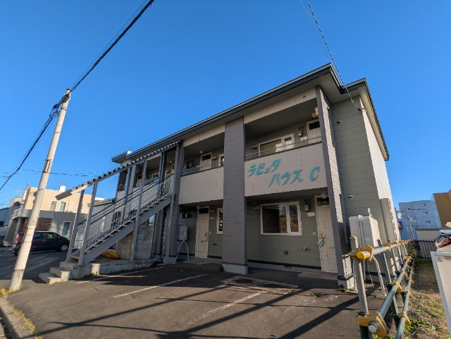ラピュタハウスＣ