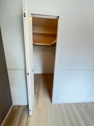 ラ・コリーヌ今福Zの収納
