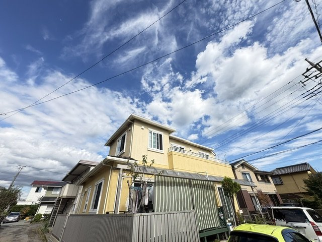 売中古戸建　御殿場市中山の外観|一条工務店施工！延べ床面積約34.8帖のゆとりある住まいで快適な暮らしを実現