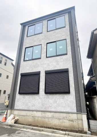 足立区舎人１丁目のアパート