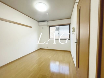 【居間・リビング】 | ＲＥＹ東長崎 | 洋室のお部屋です。