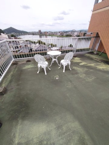 ６４３２８　犬山市大字犬山事業用のその他|屋上