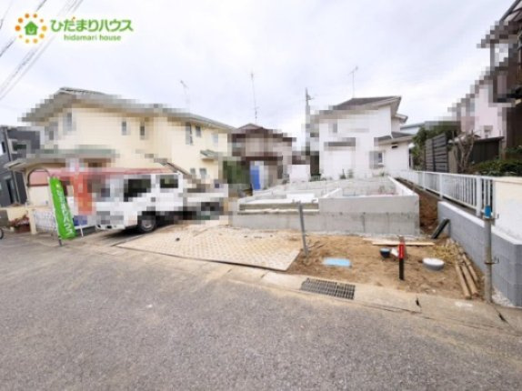 野田市花井250番　新築戸建　A号棟の駐車場|2台分可能な駐車スペース(^^)/車種により異なる場合がございます。