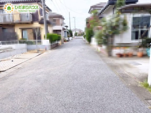 野田市花井250番　新築戸建　A号棟の前面道路含む現地写真|接道：東側5ｍ公道