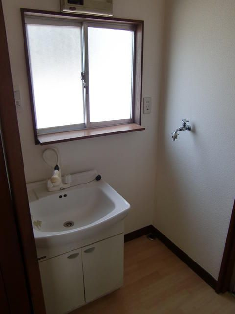 ＫＣ秋津町の洗面所