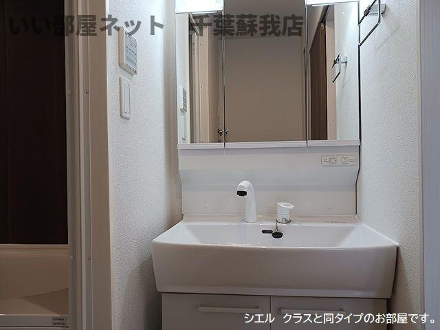 松ケ島１丁目アパートの洗面所|洗面所です