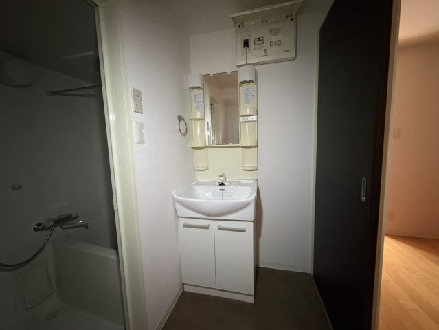 BSレジデンス栄|名古屋市の賃貸ならMy賃貸の独立洗面台|BSレジデンス栄