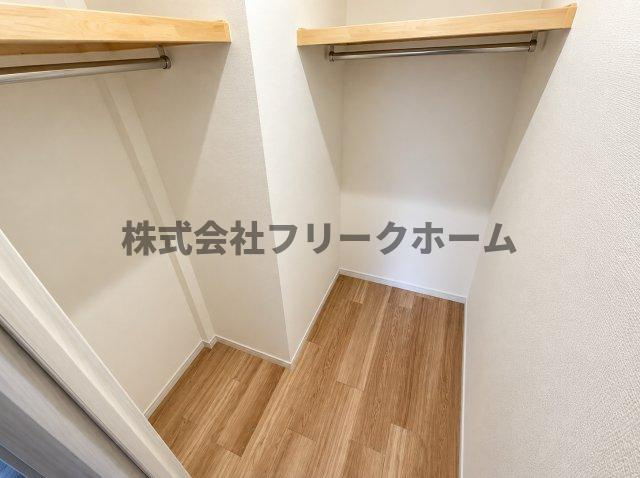 三鷹市井の頭１丁目のアパートの収納