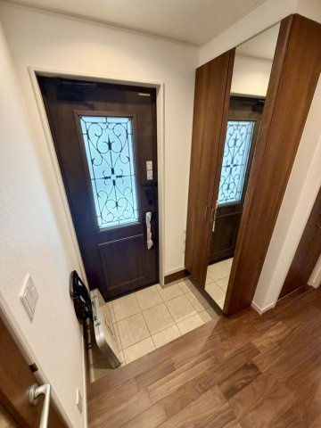 さいたま市北区日進町2丁目新築戸建の玄関