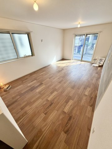 さいたま市北区日進町2丁目新築戸建の居間・リビング