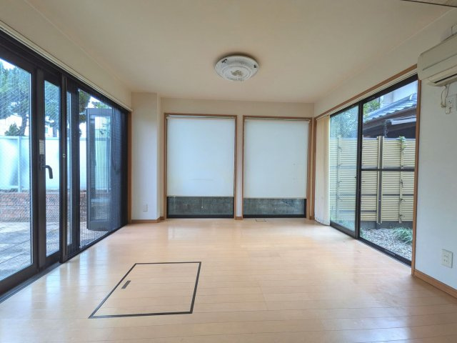 名古屋市名東区八前二丁目戸建の洋室