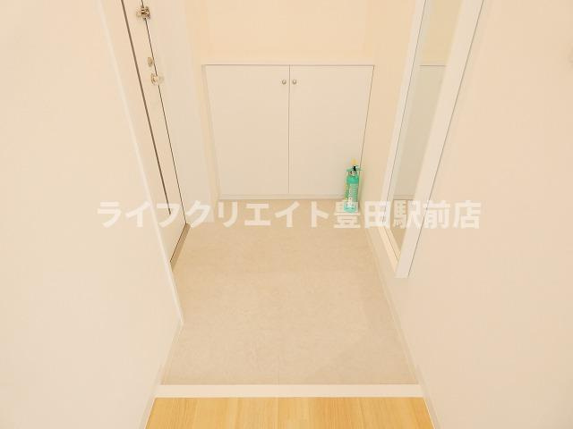 ISM八王子の玄関