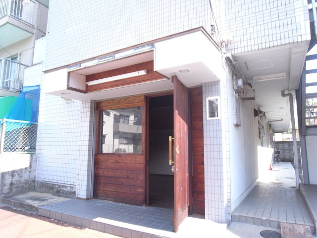 豊中市長興寺北３丁目の店舗事務所