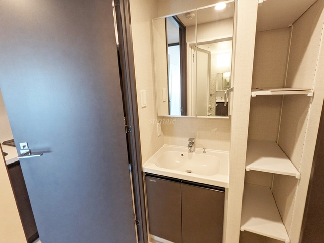 ＤＩＰＳ東十条駅前ＲＥＳＩＤＥＮＣＥの洗面所|独立洗面台です☆