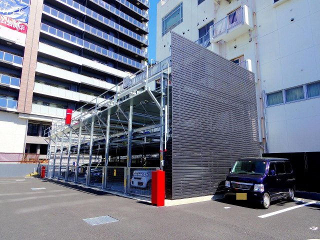 立体駐車場もございます♪駐車可能区間等、最新の情報はお気軽にご相談ください。