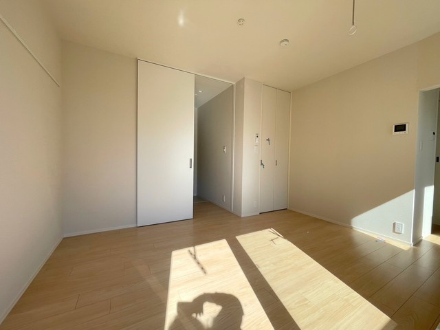 ＮｅｗＳａｆｏｌｅ三軒茶屋の居間・リビング|★明るいフローリングのお部屋です★