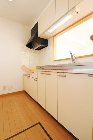 ルネス津福のキッチン|きれいなキッチンです