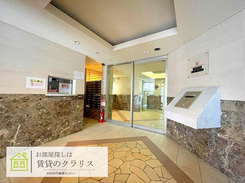 エイペックス京都駅前のエントランス