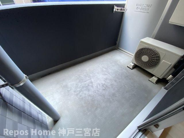 プレサンスKOBEアモーレのバルコニー