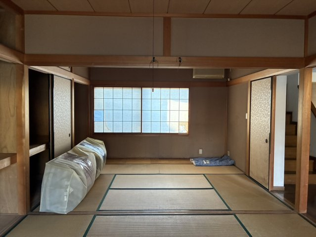 東塚中古戸建ての和室|ゆったりとくつろげる和室２部屋です