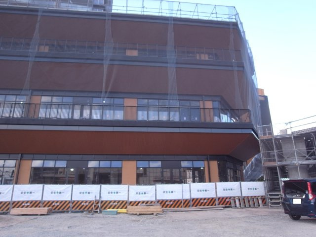 摂津市千里丘１丁目の店舗一部