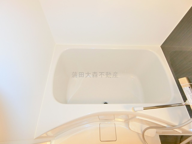 COMPOSITE糀谷の浴室