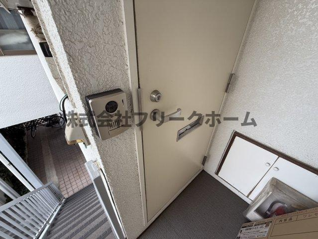 カステルベランジェの玄関