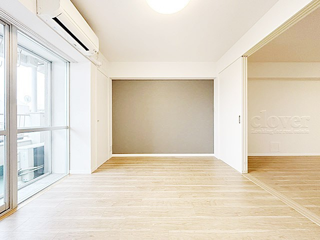 【寝室】 | ウィスタリアマンション板橋志村 | 落ち着いた雰囲気のある居室のひとつ。～即日のご見学可能～　お問合せはお気軽に。