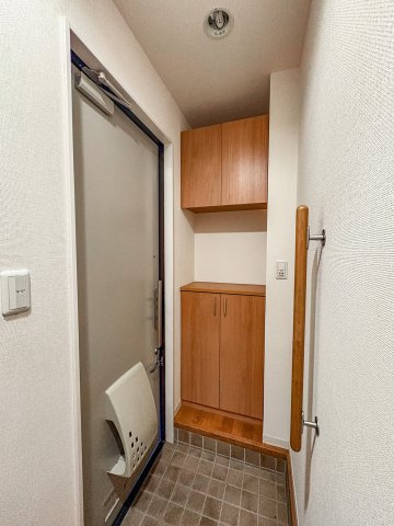 エスポワールＮの玄関|落ち着いた玄関です
