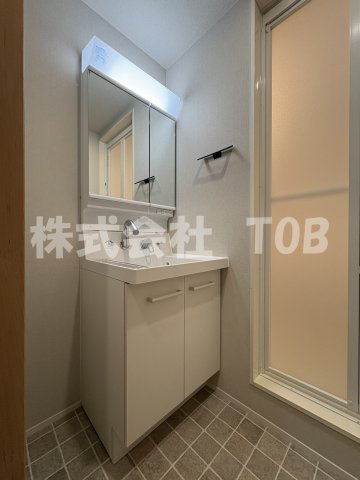 【独立洗面台】 | つむぎの杜　西荻みなみ | 2面鏡シャンプードレッサー