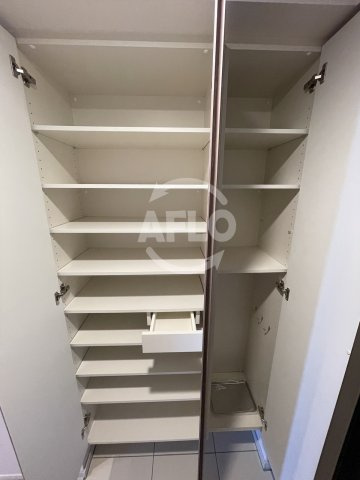 プラウドタワー梅田豊崎　豊崎小学校区の収納|プラウドタワー梅田豊崎　シューズボックス