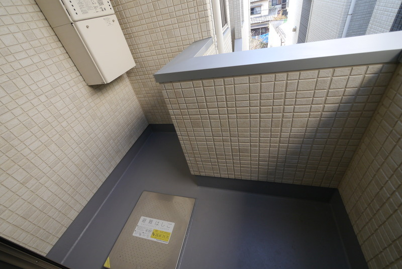 SANBATH HAKOZAKIのバルコニー