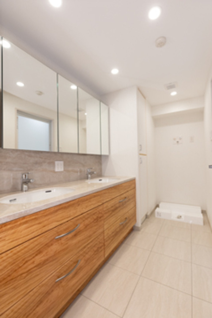 ブラウベルグ表参道の洗面所|※写真は同タイプ住戸です。
