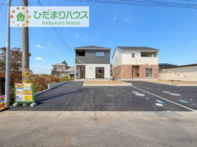 【駐車場】 | 常総市若宮戸第2　新築戸建　1号棟 | マイホームなら駐車場代がかかりません！しかも、自宅の駐車場で洗車ができます！今までコイン洗車に行っていた手間も省けて、節約にもつながります(^^♪