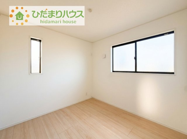 【洋室】 | 常総市若宮戸第2　新築戸建　1号棟 | 窓が多く、明るい空間を演出してくれます(*^^*)