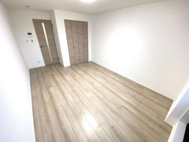 【寝室】