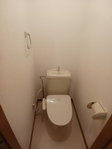 【トイレ】 | フローラルコート | 落ち着いたトイレです