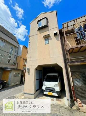 川島滑樋町（ガレージ付き）貸家のエントランス