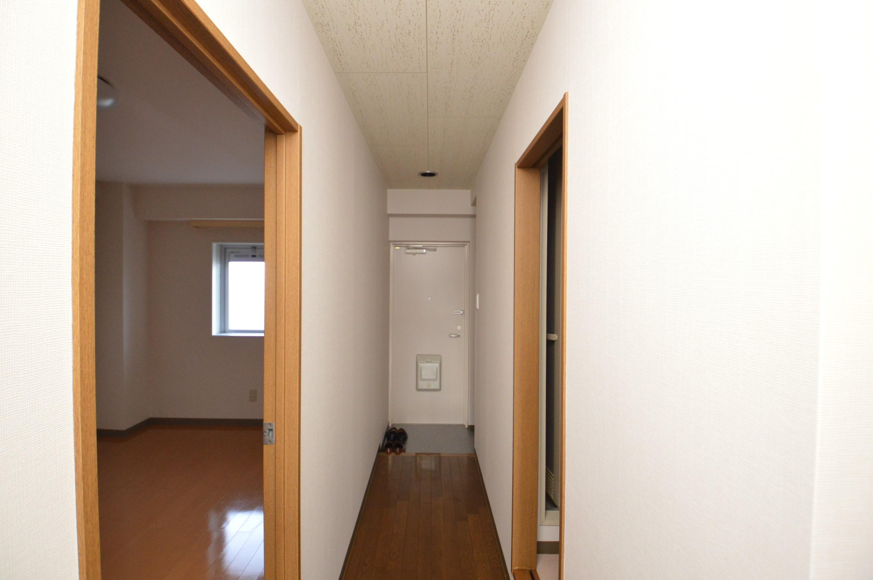 みどり荘の玄関
