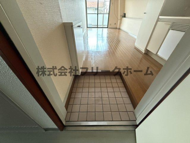 CBグリーンハイツの玄関