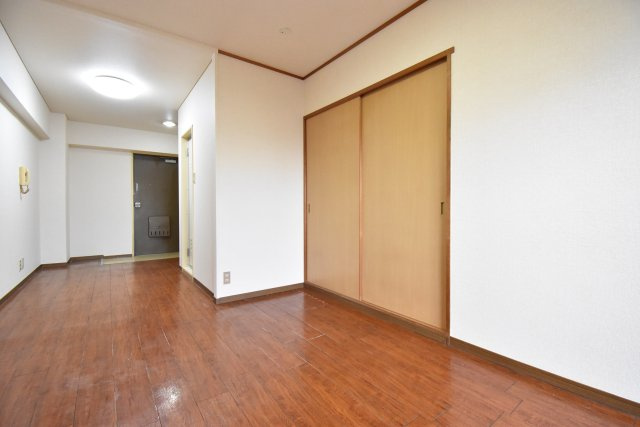 アーバンコートSKの寝室