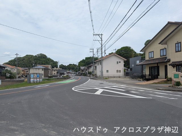 瀬戸町地頭分　1235万の前面道路含む現地写真|前面道路含む現地写真です