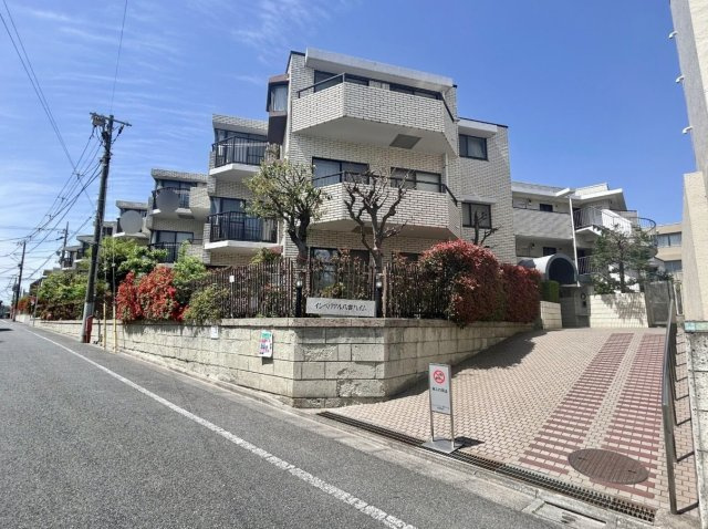 【外観】 | ご自宅から現地まで、当社スタッフがお車にて、「お迎え・お送り」をしております。ぜひお気軽にお問い合わせくださいませ♪