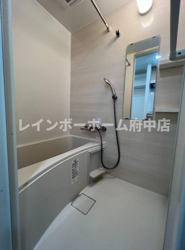グランクオール西調布の浴室