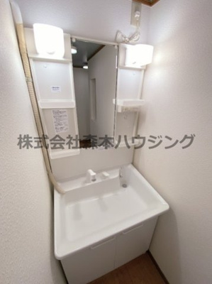 【独立洗面台】 | 　寝屋川市高柳2丁目38テラスハウス | 独立洗面化粧台が付いています