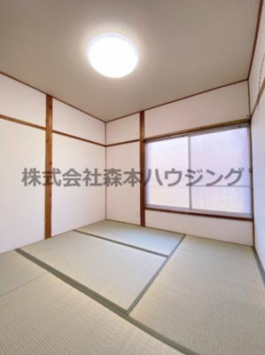 【和室】 | 　寝屋川市高柳2丁目38テラスハウス | 明るい和室です