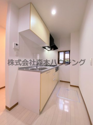 【キッチン】 | 　寝屋川市高柳2丁目38テラスハウス | 使いやすいキッチンです