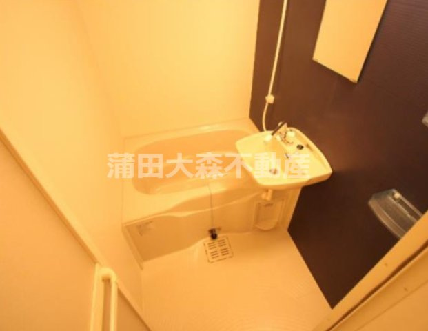 アクシオン大森の浴室
