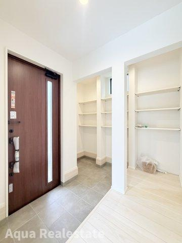オール電化デザイナーズハウス高松市木太町建売㉝の玄関|きれいな玄関です　※同仕様の施工事例です